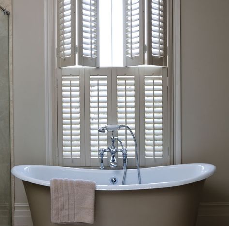 Bathroom Shutters, Shutters Inside, Shutters Indoor, Cafe Style Shutters, Indoor Shutters, Cheap Interior Design, White Shutters, Interior Window Shutters, Van Eyck