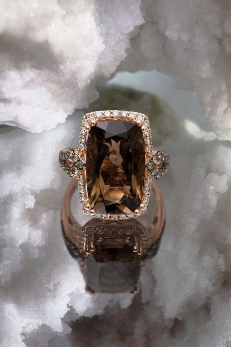 Chocolate Diamond Ring, 2022 Fashion Show, Levian Jewelry, Chocolate Diamond, Chocolate Diamonds, Le Vian, Vintage Couture, 2022 Fashion, Trend Report