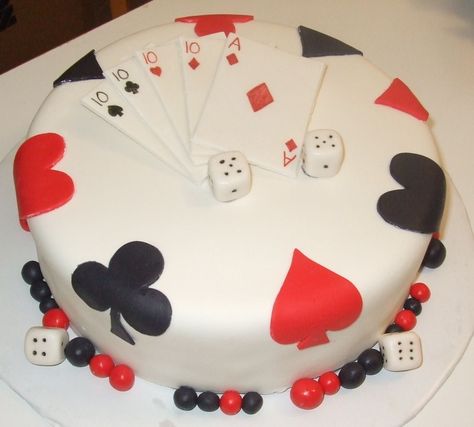 card cake - Google Search Poker Cake, Vegas Cake, Casino Card Game, Las Vegas Casino, Vegas Slots, Slot Machine Cake, Gambling Cake, Vegas Casino, Cake Pictures