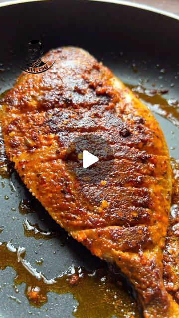 Pomfret Fish Recipe, Pomfret Recipe, Pomfret Fish, Fish Recipe, Turmeric Powder, Pepper Powder, Grilled Fish, Curry Leaves, Shallots