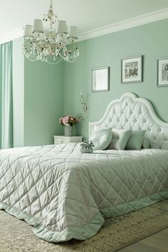 Green Room Ideas Bedroom, Mint Green Bedroom, Unique Bedroom Ideas, Bad Room Design, Home Wall Colour, Beautiful Bedroom Colors, Room Color Combination, Luxury Bedrooms, Wall Color Combination