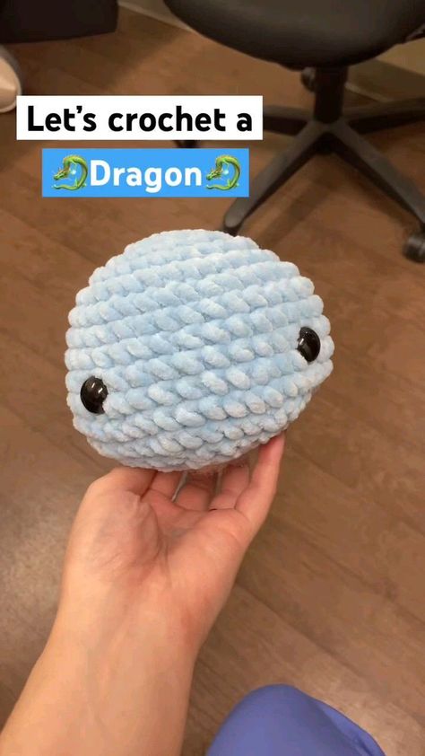 Crochet Dragon Plushies, Crochet Dragon Easy, Crochet Plush Tutorial, How To Crochet A Dragon, Crochet Dragon Plush, Large Crochet Plushies Pattern Free, Knitting Plushies, Crochet Dragon Pattern Free, Dragon Crochet Pattern Free