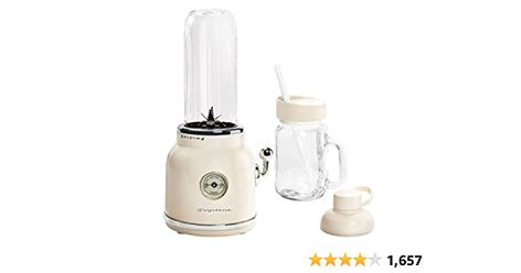 Amazon.com: FRIGIDAIRE ESMM100-CREAM Retro Smoothie Maker Blender with Mason Jar, Perfect for Shakes and Smoothies, 300-Watt, Cream: Home & Kitchen Traditional Kitchen Decor, Blender Smoothie, Smoothie Maker, Best Smoothie, Juicing With A Blender, Mini Blender, Creamy Smoothies, Tropical Smoothie, Smoothie Makers