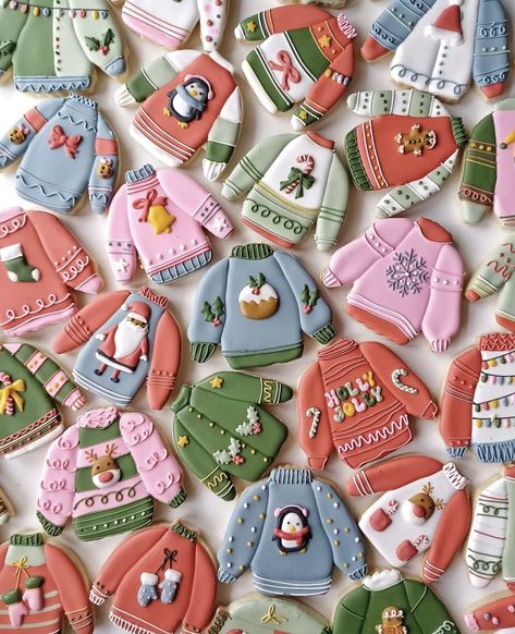 Cookie Clothes, Ugly Christmas Sweater Cookies, Sweater Cookies, Ugly Sweater Cookie, Cookies Decoration, Xmas Cookie, Christmas Cookies Gift, Ultimate Cookies, Sugar Cookie Icing