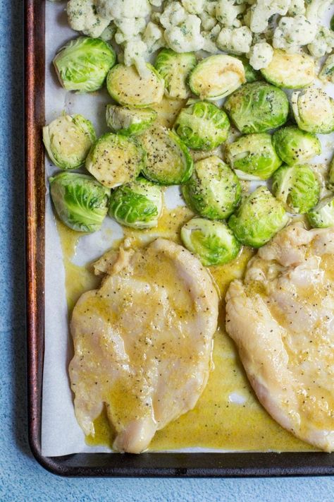 Whole30 Sheet Pan, Sheet Pan Chicken, Pan Chicken, Paleo Whole 30, One Pan Meals, Sheet Pan Recipes, Brussels Sprouts, Whole 30 Recipes, Whole 30