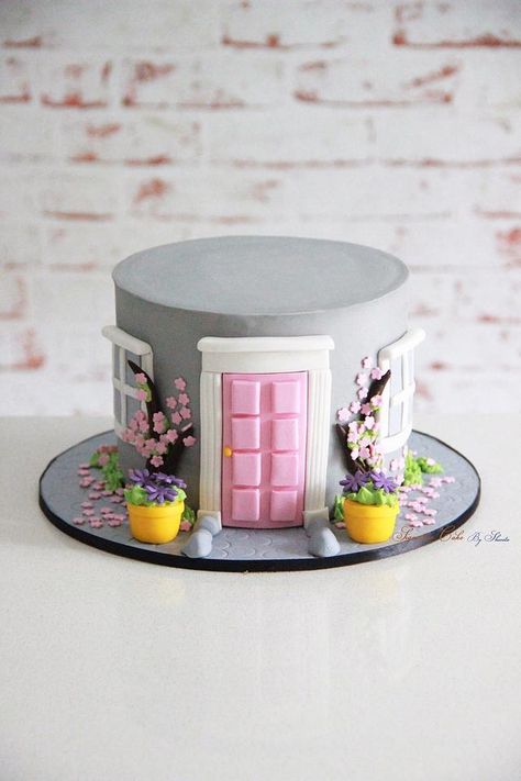 Welcome Home Cakes, Housewarming Cake, Friendship Cake, Cute Little House, Fondant Cake Tutorial, Cake Designs For Girl, House Warming Party, Resipi Kek, Fondant Cake Designs