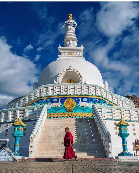 Shanti Stupa is a Buddhist white-domed stupa on a hilltop in Chanspa, Leh district, Ladakh, in the north India. It was built in 1991 by Japanese Buddhist Bhikshu, Gyomyo Nakamura and part of the Peace Pagoda mission. Ladakh Aesthetic, Soldier Quotes, Buddhist Stupa, Tibet Art, Ladakh India, India Poster, Leh Ladakh, Unusual Buildings, Travel Pictures Poses