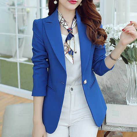 Womens Green Blazer, Suits Tv, Royal Blue Blazers, Blazer Suit Women, Blazer Outfits For Women, Casual Outwear, Ladies Blazer, Elegante Casual, Casual Work Outfits