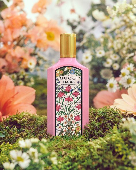 Flora Perfume, Gucci Flora Perfume, Luxury Perfume Packaging, Gucci Flora Gorgeous Gardenia, Parfum Gucci, Gucci Perfume, Fragrance Photography, Gucci Flora, Pear Blossom