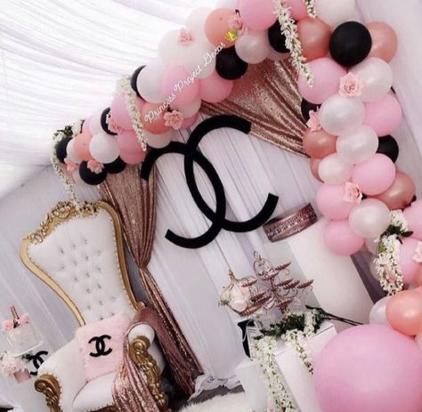 Chanel Themed Birthday Party, Chanel Birthday Party Decoration, Coco Chanel Birthday Party, Coco Chanel Birthday, Chanel Bridal Shower, Chanel Baby Shower, Coco Chanel Party, Chanel Birthday Party, Sweet 16 Party Decorations