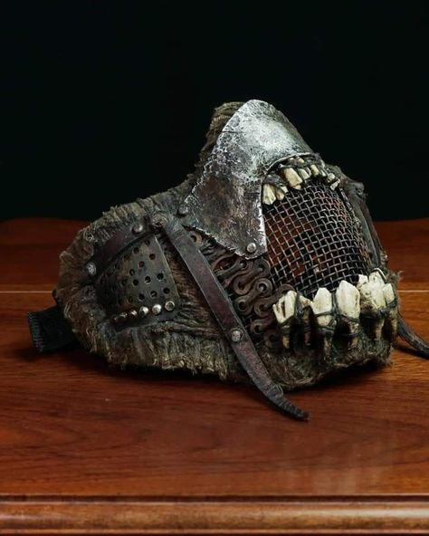 Apocolapyse Outfits, Creepy Mask Aesthetic, Apocalypse Accessories, Apocalyptic Aesthetic Outfits, Mask Apocalypse, Wasteland Accessories, Apocalypse Mask, Post Apocalyptic Mask, Post Apocalyptic Accessories