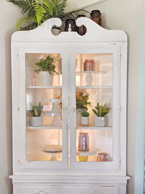 Styling a Corner Cabinet for Summer: A Fresh Vingette Vintage Corner China Cabinet, Corner Cabinet Styling Dining Rooms, Corner Cabinet Ideas Living Room Farmhouse, How To Style A Corner Cabinet, Living Room Corner Cabinet Ideas, Farmhouse Curio Cabinet Makeover, Refurbished Corner Cabinet, Corner Cabinet Ideas Living Room Decor, Small China Cabinet Display Ideas