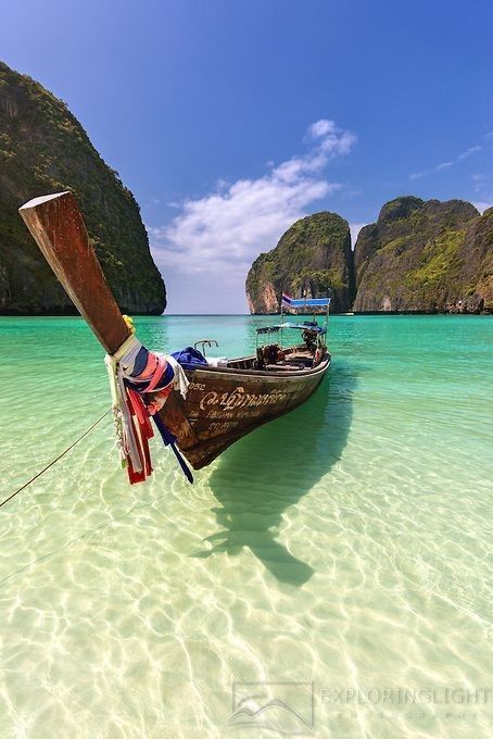 Luxurious Holidays, Urban Sketchbook, Travel Core, Tropical Honeymoon Destinations, Tropical Locations, Tropical Honeymoon, Maya Bay, Koh Phi Phi, Ao Nang