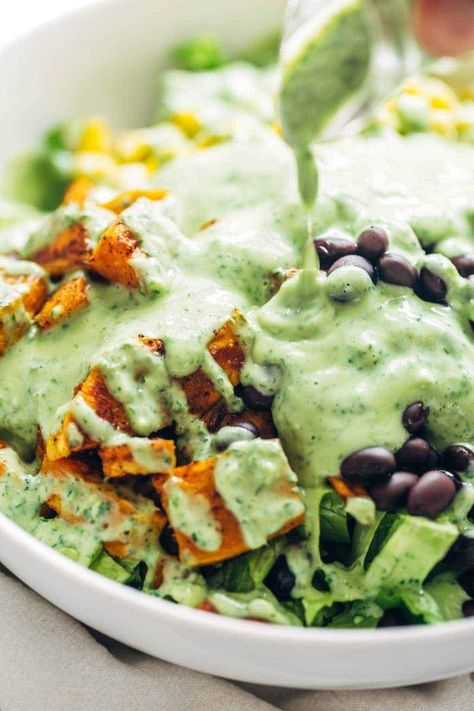 5 Minute Avocado Cilantro Dressing Recipe - Pinch of Yum Southwestern Salad Recipes, Cilantro Avocado Dressing, Cilantro Dressing Recipe, Avocado Cilantro Dressing, Southwestern Salad, Healthy Pesto, Creamy Avocado Dressing, Avocado Salad Dressing, Avocado Dessert