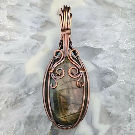 Wire Wrapped Irregular Stones, Oval Wire Wrapped Pendant, Wrapped Stones, Wire Jewelry Patterns, Wire Wrap Cabochon, Wire Jewelry Rings, Wire Wrapped Stone Jewelry, Wire Wrap Jewelry Designs, Crystal Bead Jewelry