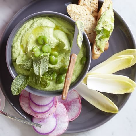 Crostini with Fava Bean and Mint Puree | Williams Sonoma Bean Puree, Tomatoes And Zucchini, Vegan Dips, Fava Bean, William Sonoma, Fava Beans, Spring Vegetables, Blender Recipes, Pureed Food Recipes