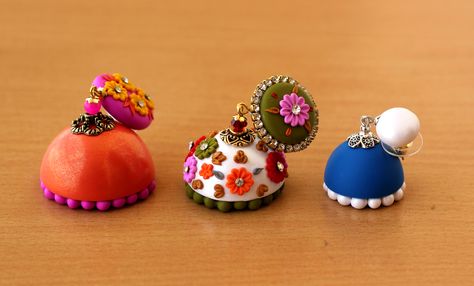 Polymer Clay Jhumkas, Clay Jhumka, Diwali Ideas, Polymer Clay Embroidery, Polymer Clay Flower Jewelry, Terracotta Jewellery, Clay Flower, Clay Jewellery, Polymer Clay Flowers