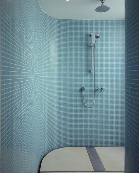 A shower cubicle with a curved wall and turquoise mosaic tiles Curved Wall Bathroom, Shower Cubicle, Wall Blue, Curved Wall, Interior Design Images, Wet Room, Blue Tile, Wall Bathroom, Wet Rooms