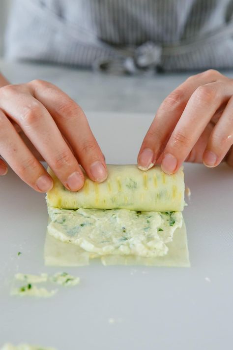 How to Make Zucchini Rollatini Roll-ups Kitchenaid Sheet Slicer Recipes, Spinach Ricotta Filling, Zucchini Rollatini, Vegetarian Zucchini Lasagna, Vegetable Rolls, Zucchini Lasagna Rolls, Veggie Slicer, Ricotta Filling, Kitchen Aid Recipes