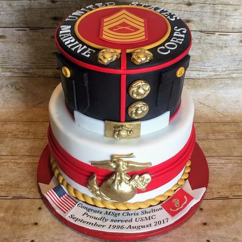 Rebecca Knapp on Instagram: “Marine retirement cake #usmc #usmccake #marine #marinecake #marineretirement #marineretirementcake #marinecorpscake #usa #military…” Marine Corps Retirement Cake, Marine Corps Cake, Marine Retirement, Marine Corps Retirement, Usmc Retirement, Usmc Birthday, Marine Graduation, Marine Cake, Military Retirement Parties