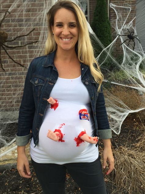 Pregnancy Halloween Costume Halloween Costumes Pregnant Women, Original Halloween Costumes, Maternity Halloween, Halloween Maternity, Pregnancy Costumes, Pregnant Halloween Costumes, Kid Halloween, Women Halloween Costume Ideas, Halloween Creative