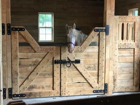 Diy Stall Doors, Horse Barn Ideas, Horse Stables Design, Horse Stalls Doors, Small Horse Barn, Small Horse Barns, Stall Fronts, Diy Horse Barn, Horse Barn Ideas Stables