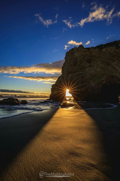 El Matador Beach in Malibu, CA, by Carlos Guana; via Facebook 4-13-19 Matador Beach, El Matador Beach, Canada Trip, Canada Travel, Country Roads, California