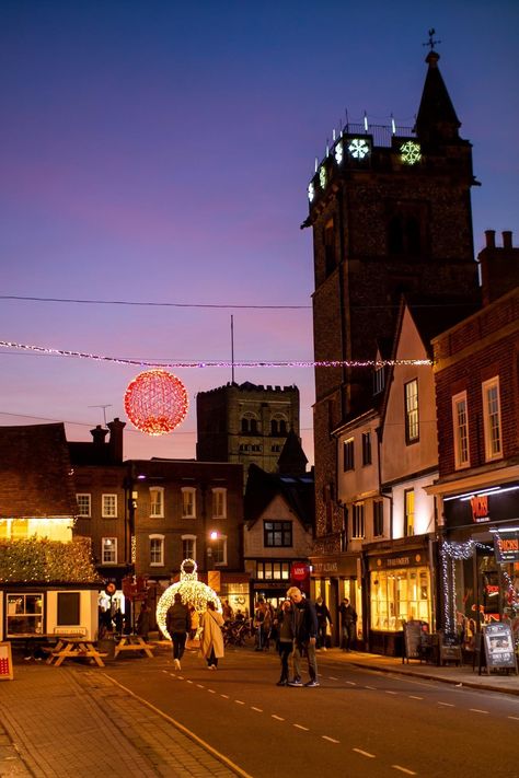 St Albans England, Bury St Edmunds, St Albans, Christmas Inspiration, Tour Guide, Vision Board, England, Wallpapers, Marketing