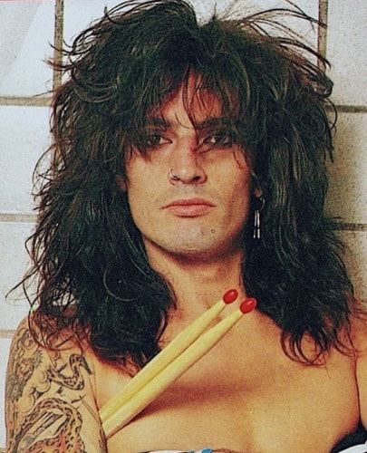 TOMMY fuckin LEE Famous Drummers, Tommy Lee Motley Crue, 80s Rockstars, Pam Anderson, Vince Neil, Motley Crüe, Photographie Portrait Inspiration, Nikki Sixx, Tommy Lee