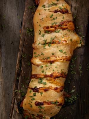 Stromboli strudel from above - Lauri Patterson / Getty Images Mushroom Strudel, Strudel Recipes, Eastern European Recipes, Mushroom Recipe, European Recipes, European Cuisine, Polish Recipes, European Food, Wild Mushrooms