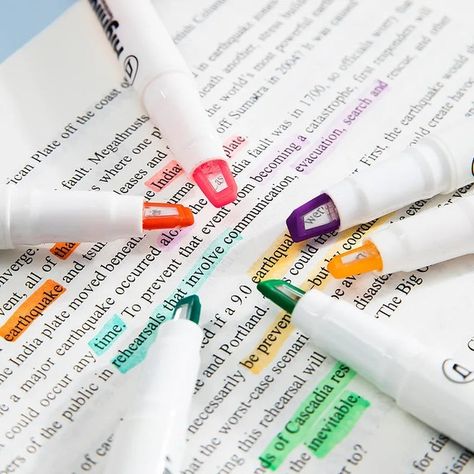 💖 6Pcs Double-headed Visible Tip Highlighters Pen Dual Tips Marking Highlighter Student Writting Stationery For Office School Use 💖 by Samag Shop At incredible price 🤑 Shop now 🛍️ at https://tinyurl.com/2689durr Highlight Pen, Pastel Highlighter, Highlighter Pen, Coloring Markers, July 7, Note Writing, Stationery Set, Office School, Stationery Supplies