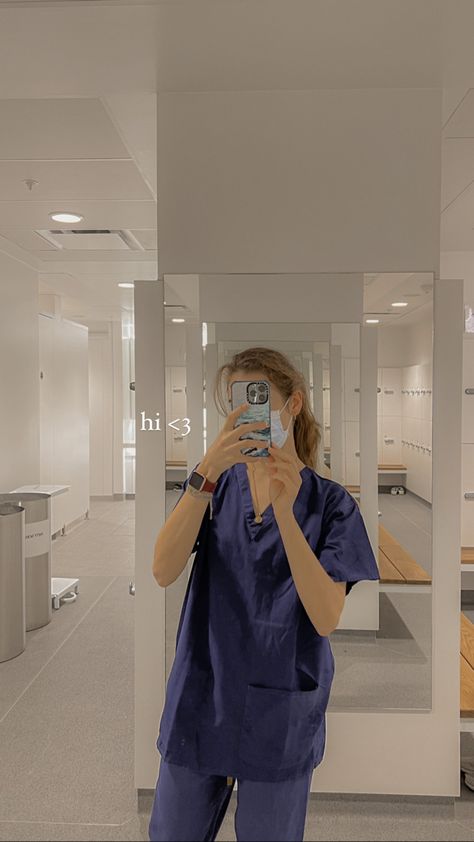 ig: @studyholmes Nurse Outfit Scrubs, Nursing Goals, Nursing School Motivation, Medical School Life, Post Insta, Medical Student Motivation, Nurse Inspiration, Nurse Aesthetic, Med School Motivation