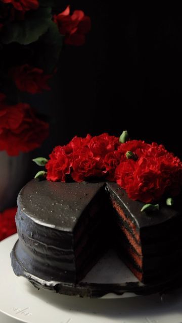 Black Velvet Cakes, Black Cocoa Powder, Red Velvet Cake Recipe, Unsweetened Cocoa Powder, Butter Milk, Birthday Cake Chocolate, Chocolate Delight, Food Colouring, Classic Cake