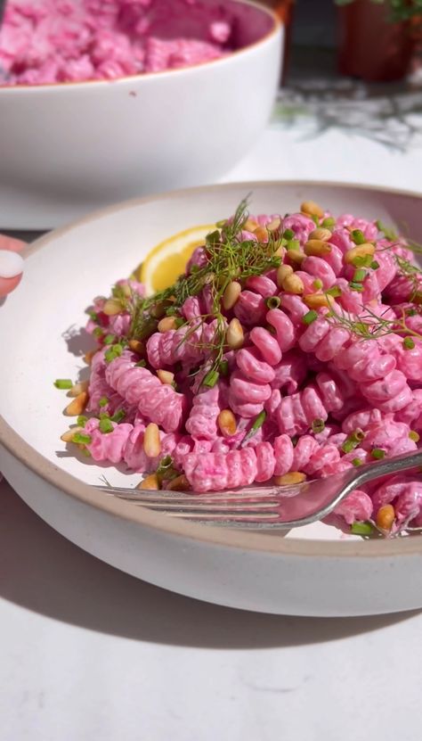 Barbie Pink Beet Pasta & Toasted Pinenuts - Food My Muse Rice Crispies Recipe, Pink Pasta, Beet Pasta, Bundt Recipes, Small Bites Appetizers, Crostini Appetizers, Tomato Butter, Baked Scallops, Spicy Salmon