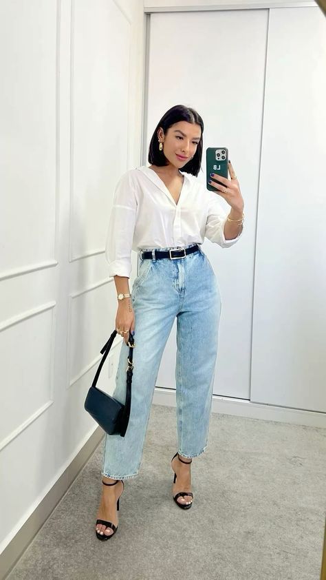 Work Looks For Women The Office, White Long Sleeves Outfit Casual, Nashville Outfit Ideas, Fall Outfit Ideas Casual, Denim Mini Skirt Outfit, Nurse Gift Ideas, Boots Outfit Ideas, White Denim Mini Skirt, Western Boots Outfit