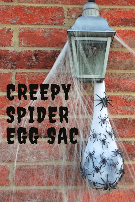 Outside Halloween Spider Decorations, Halloween Yard Ideas Diy, Spiders Decorations Halloween, Spider Decorations Halloween, Spider Theme Halloween Decorations Outside, Vampire Halloween Decorations Outdoor, Halloween Decorations Spiders Outdoor, Diy Scarecrow Halloween Decorations, Large Halloween Spider Diy