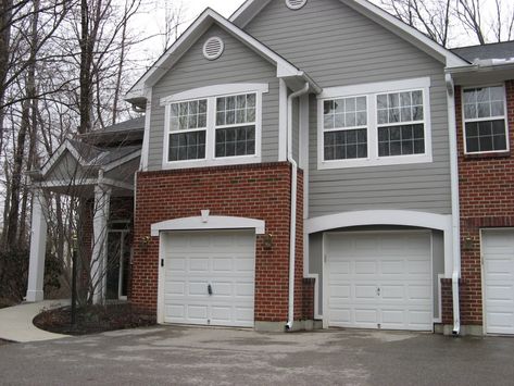 Gray siding and brick...could paint the door a navy and have white shutters Grey Brick Houses, Gray Siding, Renovation Facade, Red Brick House Exterior, Red Brick Exteriors, Brick House Designs, Grey Siding, Gray House Exterior, White Siding