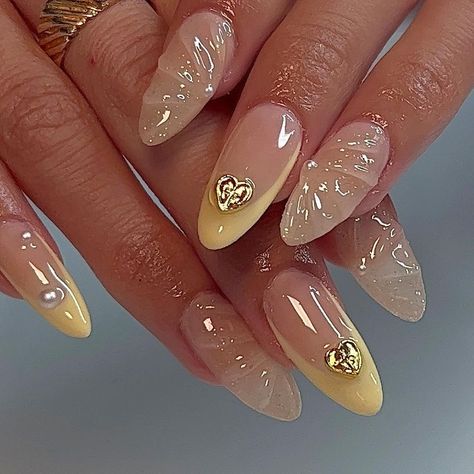 GEL X NAILZ on Instagram: “baby shower nails 🥹💛 inspo from Pinterest” Gel Nails Ideas Yellow, Aphrodite Nails, Shower Nails, Baby Shower Nails, Fairy Nails, Yellow Nails Design, Nails Yellow, Summery Nails, Really Cute Nails