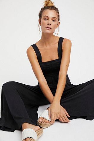 Homecoming Jumper | Free People Flowy Jumpsuit, Straps Jumpsuit, Bohemian Style Clothing, Wide Leg Romper, Boho Style Outfits, Loose Jumpsuit, Mode Boho, Casual Wide Leg Pants, Jumpsuit Fashion