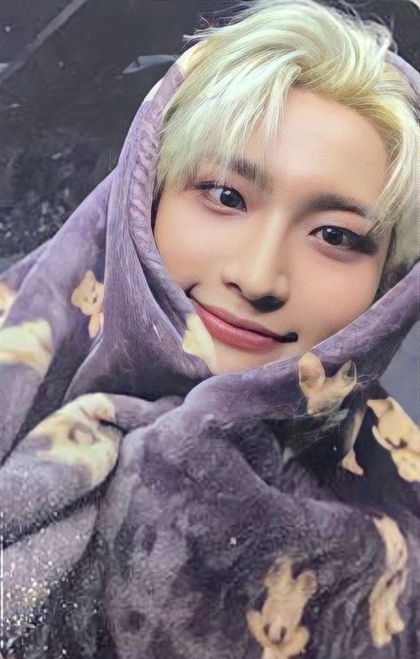 Hoodie Roblox, The Witness, Best Pc, Park Seong-hwa, Pop Photos, I Love My Wife, Kim Hongjoong, Big Love, Kpop Guys