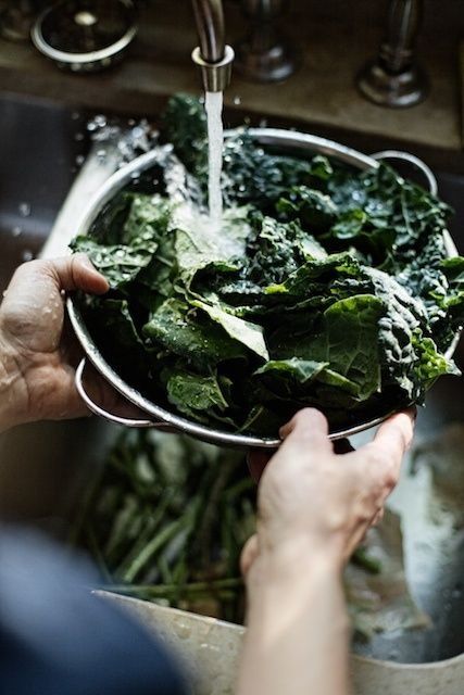 Food Photography Inspiration, Food Photography Styling, Beautiful Food, Fruits And Veggies, A Bowl, Raw Food Recipes, Food Styling, Food Photo, Food Inspiration