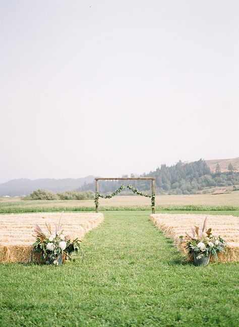 best weddings 2018, Black and White Ranch Wedding Outdoor Country Wedding, Family Ranch, Beach Wedding Colors, Field Wedding, Meadow Garden, Farm Wedding Venue, Rustic Wedding Inspiration, Future Wedding Plans, Beach Theme Wedding