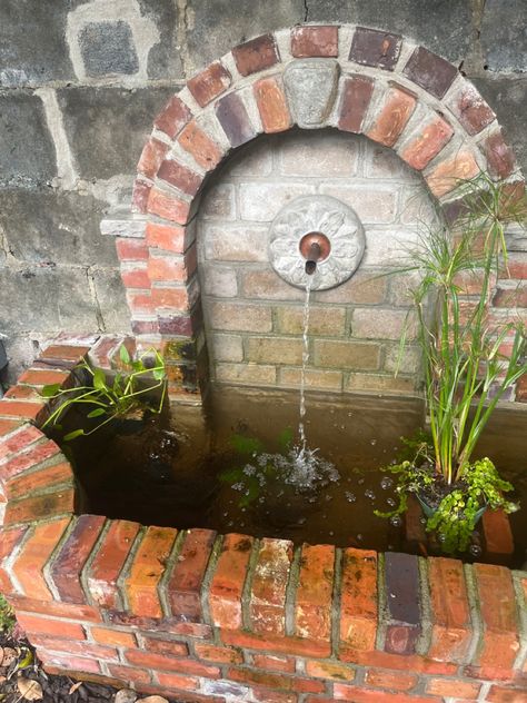 Fountain Garden Aesthetic, Spanish Outdoor Fountain, Spanish Style Water Fountain, Cottagecore Fountain, Budget Landscaping, Witchy Garden, Stone Walls Garden, Outdoor Wall Fountains, Baroque Fountain