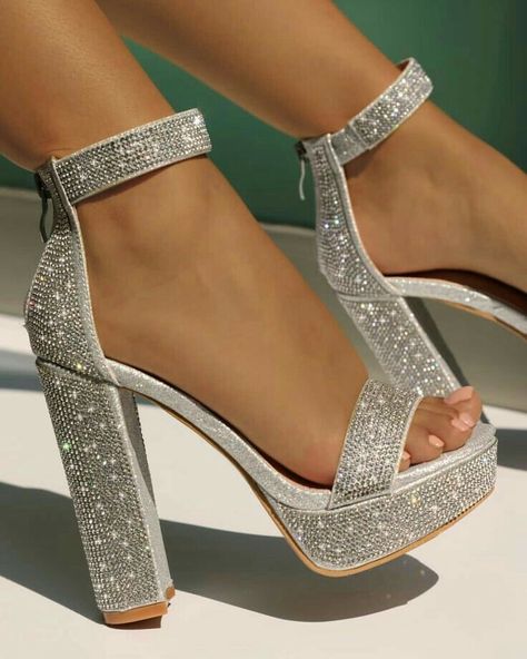 Quinceanera Shoes, Shoes Heels Prom, Sparkly High Heels, Pretty Heels, Fairy Shoes, Fashion Shoes Heels, Cute Shoes Heels, Shoes Heels Classy, Prom Heels