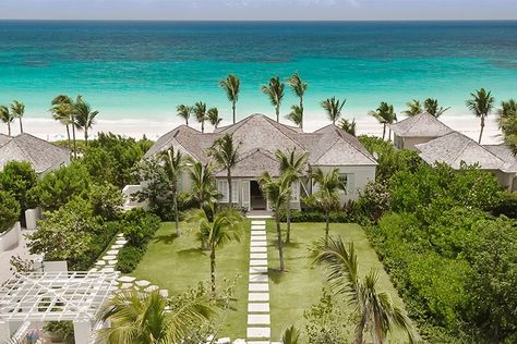 Carribean Style, Barbados House, Beach House Pool, Bahamas Resorts, Harbour Island Bahamas, Break Ideas, British Colonial Architecture, Island Breeze, India Hicks