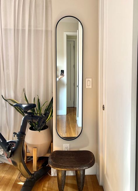 Oval Full Length Mirror, Mirror In Small Bedroom, Long Mirror Vanity, Long Mirror Living Room, Frameless Bed, Oval Mirror Bedroom, Bedroom Full Length Mirror, Full Length Mirror Vanity, Capsule Mirror