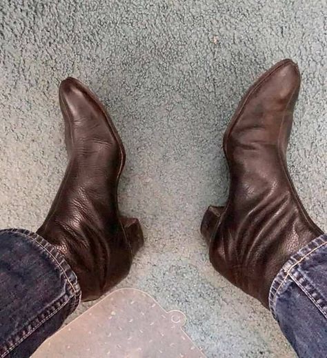 1960s Flagg Bros boots - the exact model Jimi Hendrix wore Mens Cowboy, Cuban Heels, Mens Cowboy Boots, Men's Wardrobe, Hendrix, Good Looking Men, Leather Accessories, Cowboy Boots, How To Look Better