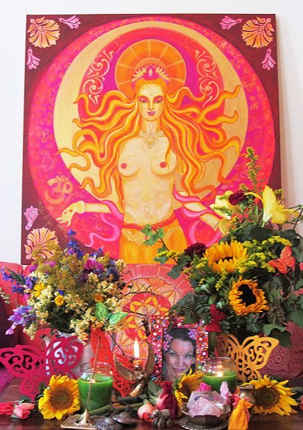 altar and ritual for goddess Lakshmi www.avalonas-design.at Lakshmi Altar, Goddess Altar, Shakti Goddess, Goddess Lakshmi, Sanskrit, Ritual, Spirituality, Art Inspiration, Art