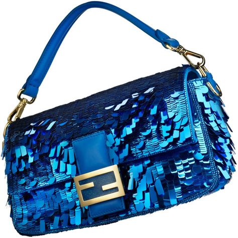 Flying Private, Fendi Baguette Bag, Fendi Baguette, Financial Times, Baguette Bag, Global Business, Blue Outfit, Women's Handbags, Bags Designer Fashion