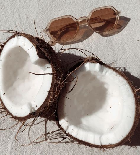 Coconut Images, Coconut Aesthetic, Aesthetic Coconut, Wallpaper Preppy, Tropical Food, Coconut Dream, Summer Nails 2023, Coconut Girl Aesthetic, Velvet Wallpaper